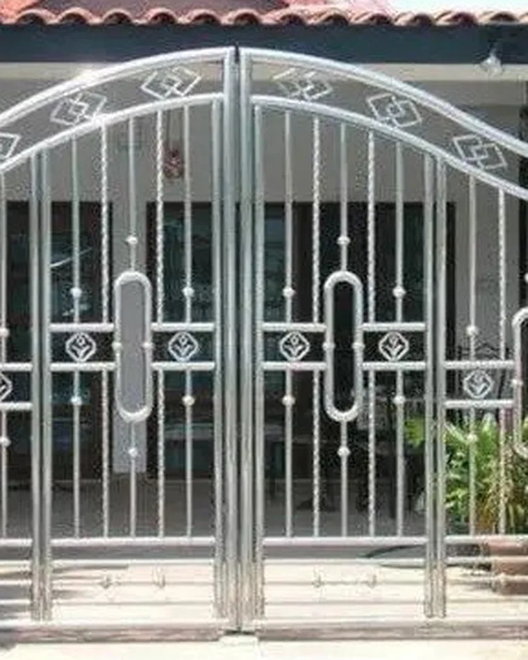 Arched Boundary Gate — Main Gates fabricated in Lucknow