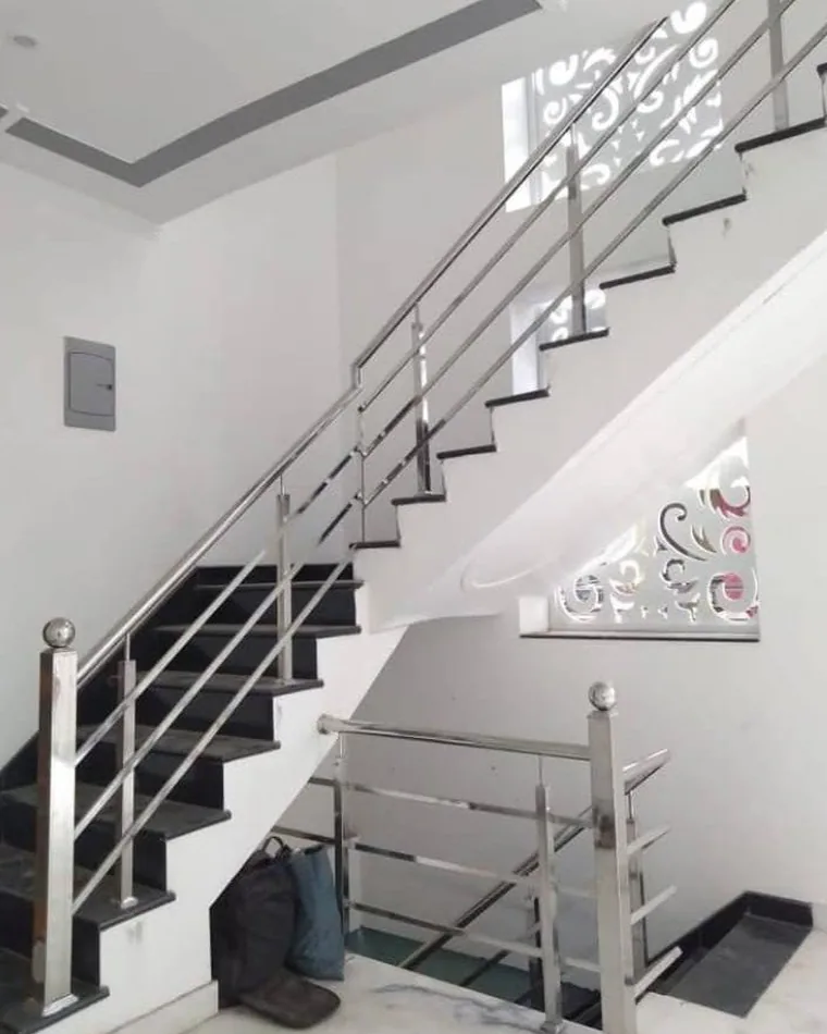 Interior Flight Railing — Railings & Balustrades fabricated in Lucknow