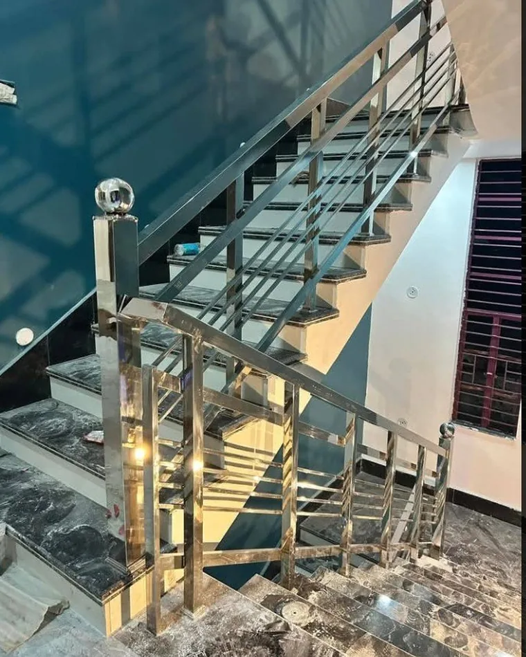 Glass & Steel Stair Railing — Railings & Balustrades fabricated in Lucknow