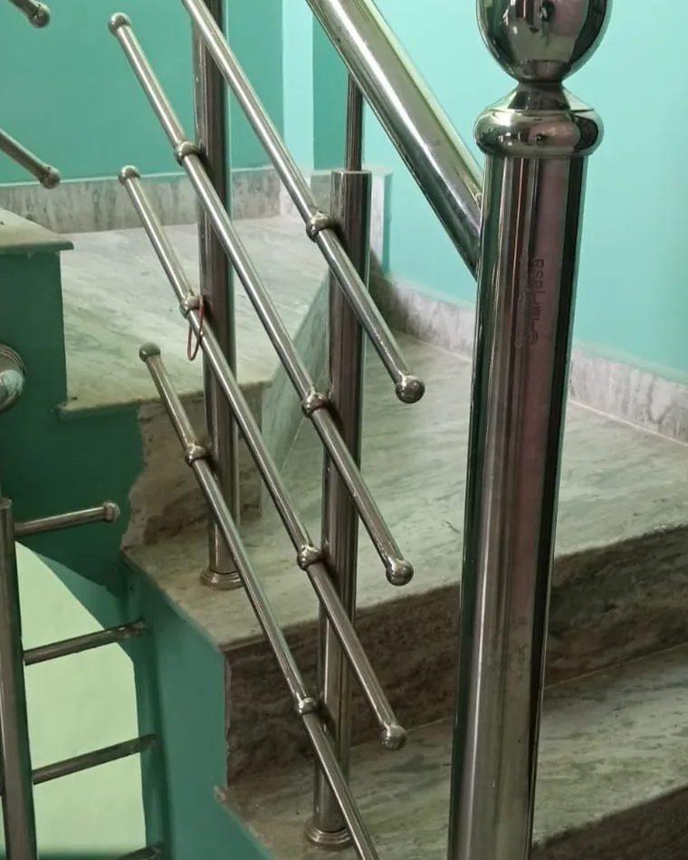Ball Cap Newel Railing — Railings & Balustrades fabricated in Lucknow